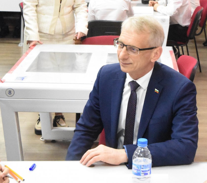 Кандидатът за депутат от ПП-ДБ и бивш премиер Николай Денков