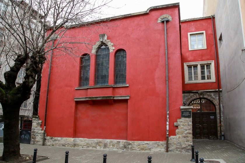Червената къща“ в София отново отваря врати за култура и