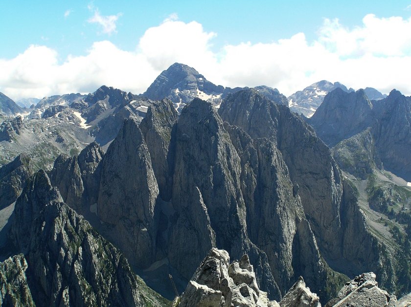 Спасиха четирима германски туристи, блокирани в планините в Албания