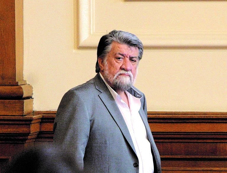 Кризата беше дали държавата ни ще съществува, дали ще има