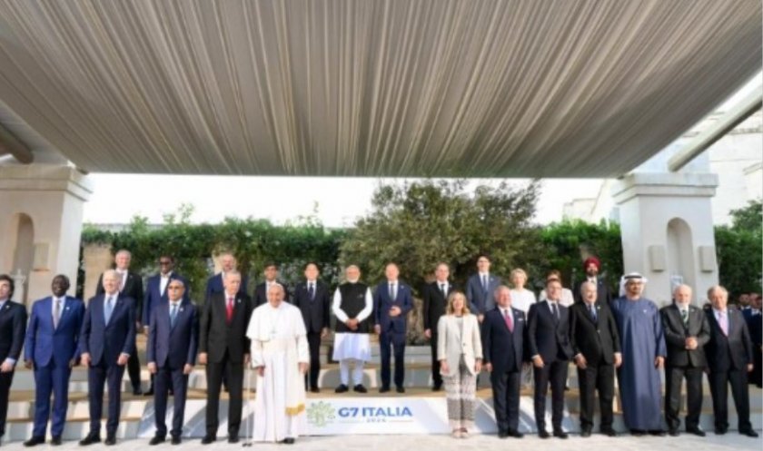 Историческо: Папа Франциск участва в срещата на Г-7