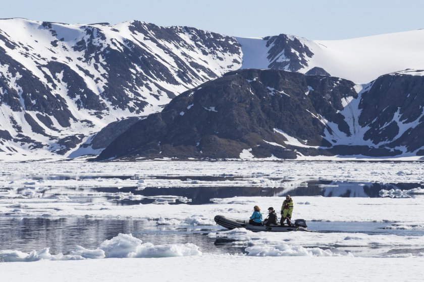 Арктика като арена на сблъсък