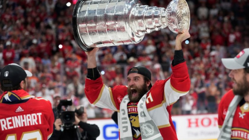 Хокеистите на Флорида Пантерс приключиха работата си в понеделник. 16-дневното