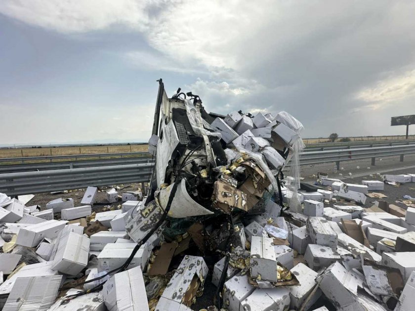 При тежката катастрофа на 157 км на АМ Тракия в