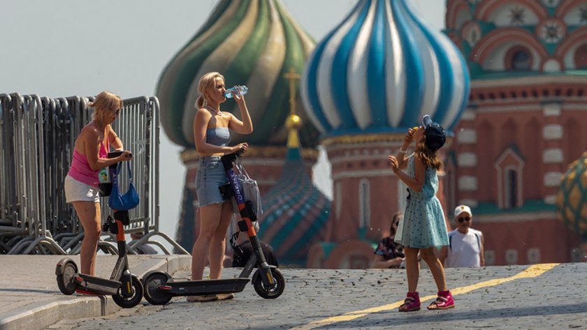 Русия е обхваната от едни от най-големите горещини от повече от