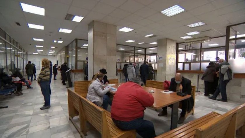 Намалява броят на хората, които купуват стаж за пенсиониране