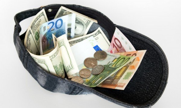 България се отлепи от дъното на икономическите класации в ЕС