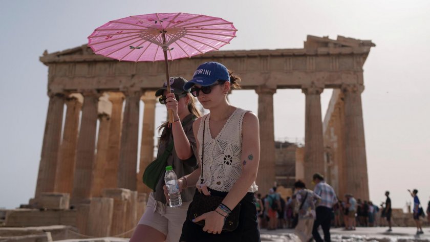 Екстремните жеги в Гърция продължават