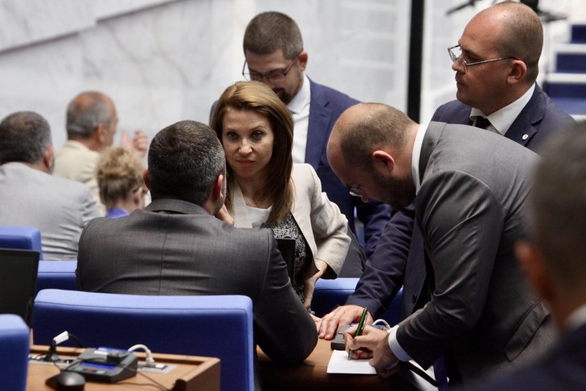 По време на дебата по правилника на НС, депутатите се