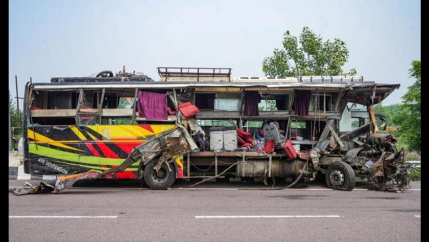 17 загинали и 34 ранени при автобусна катастрофа в Афганистан