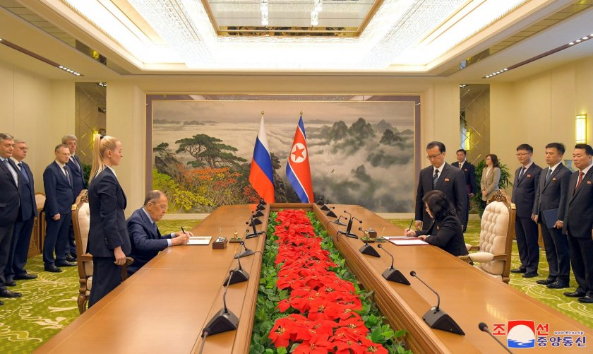 Русия изпрати военна делегация в Северна Корея