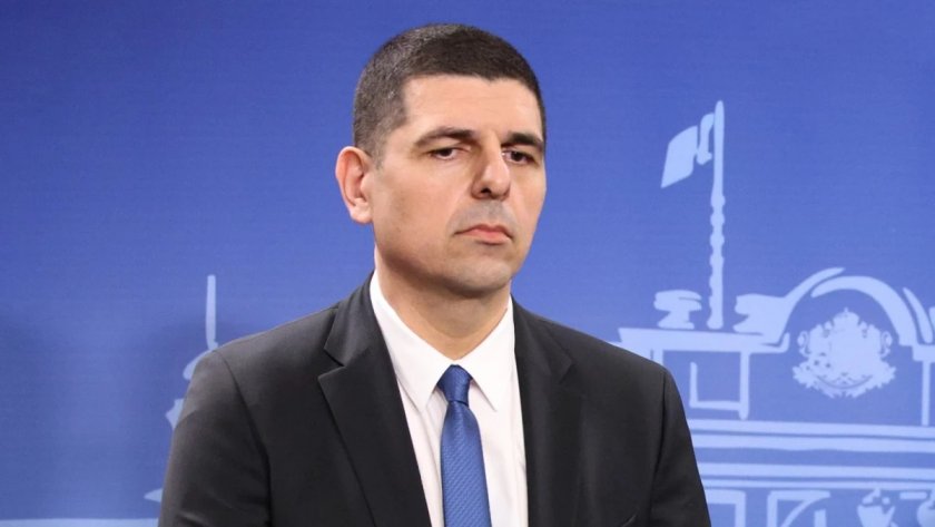 Ивайло Мирчев: Обикновено Радев дава третия мандат на БСП, досега винаги е неуспешен