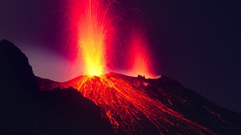 Вулканът Етна пак изригна