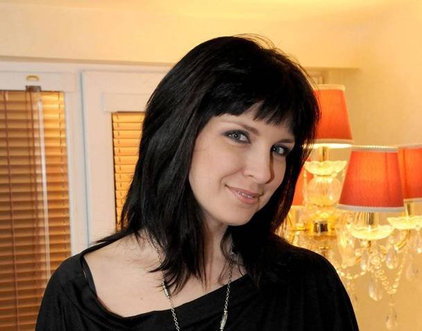 Много ме е яд за Мис България“! Съсипаха го този