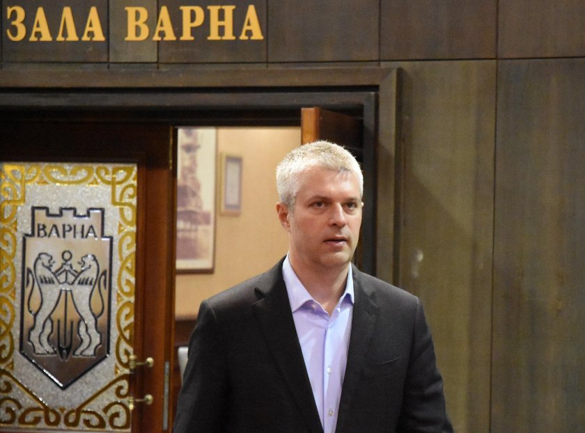 Прекратиха разследването срещу кмета на Варна за наемането на външни юристи