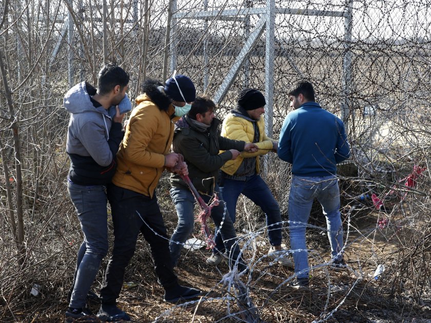 Турция осуети опит за незаконно преминаване на мигранти в България