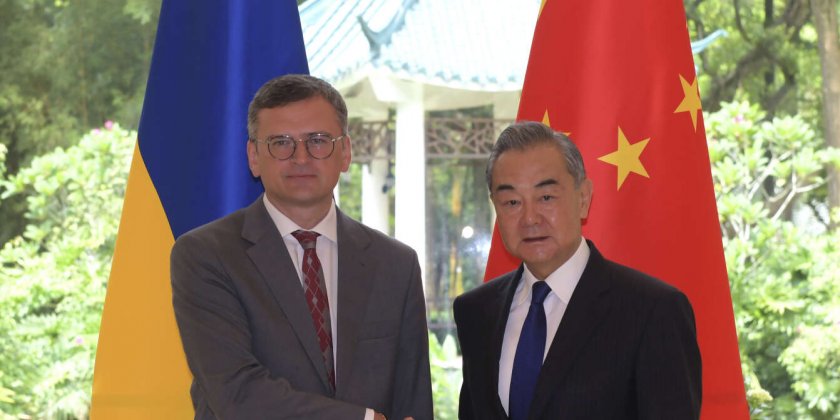 Кулеба покани китайския външен министър в Украйна