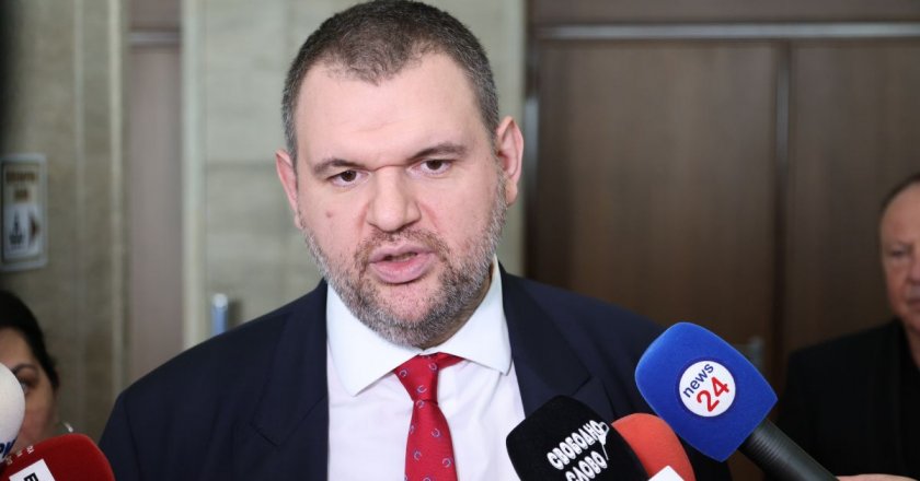 Пеевски: ПГ на ДПС няма да участва в преговори за кабинет 