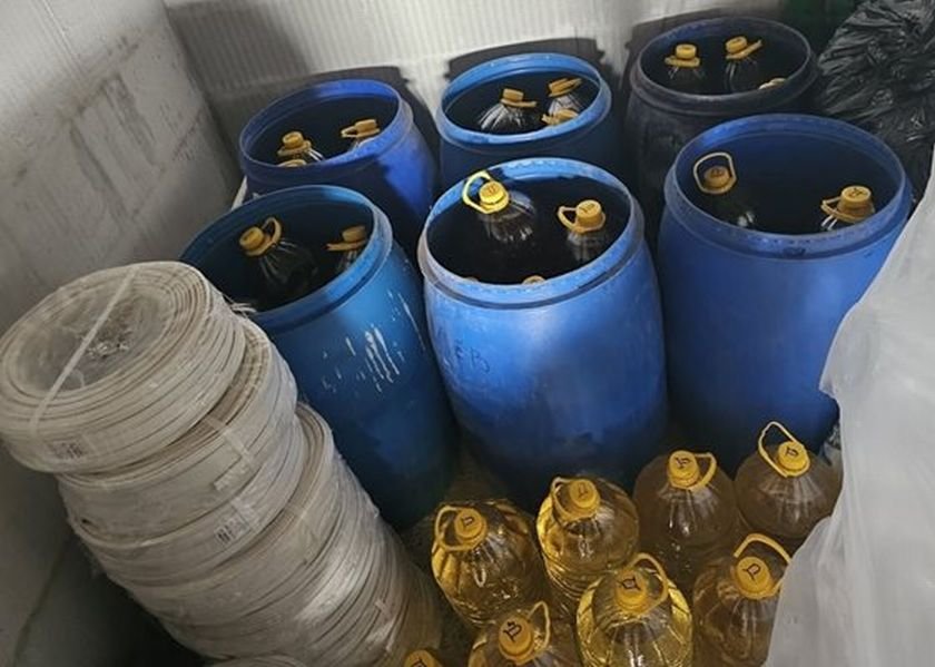 Иззеха над 1400 литра нелегална ракия при проверки по Черноморието
