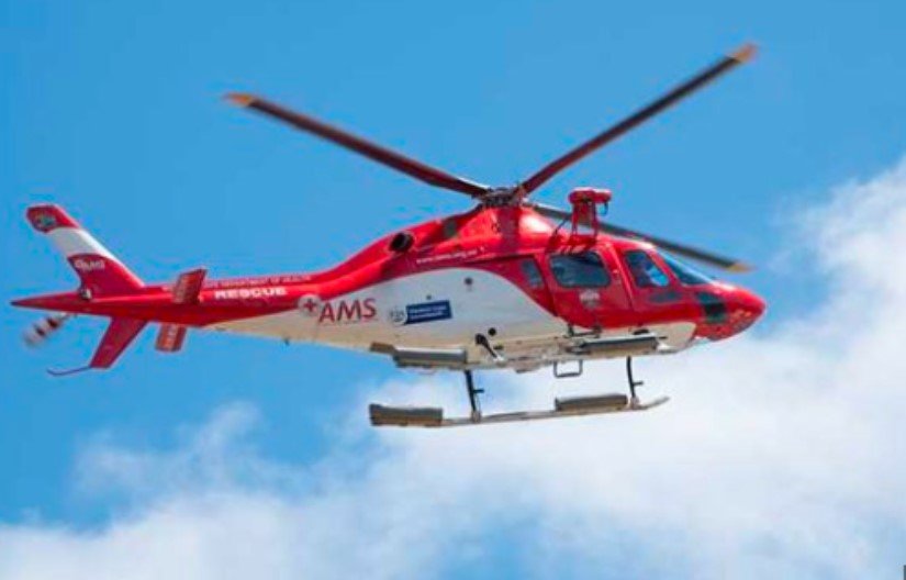 Медицинският ни хеликоптер транспортира гръцки колоездач