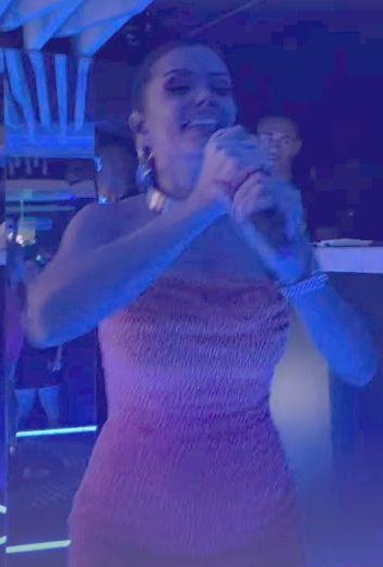 Фолк певицата Преслава е бременна с второто си дете, твърди