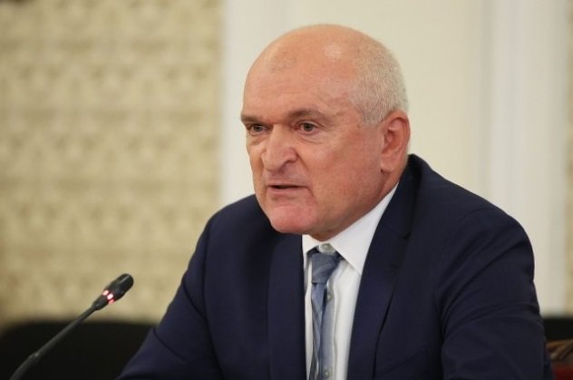 ПП-ДБ за казуса Ненчев: Без подпис на премиера, решение не може да мине през МС
