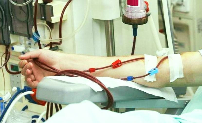 Спешно се търсят кръводарители за пострадалата жена след взривовете в Елин Пелин