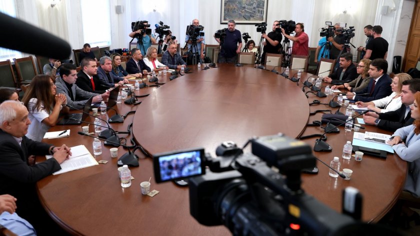 След срещата с Има такъв народ (ИТН) Божидар Божанов от