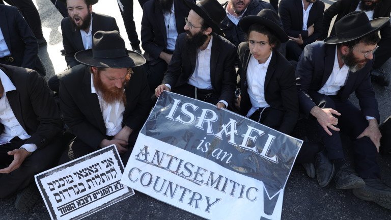 Ултраортодоксални евреи в Тел Авив нахлуха в база на израелската армия