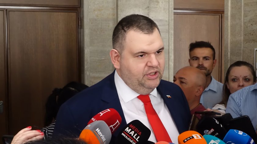 Провалиха се да свалят Рая Назарян, уплашиха се от публичността.