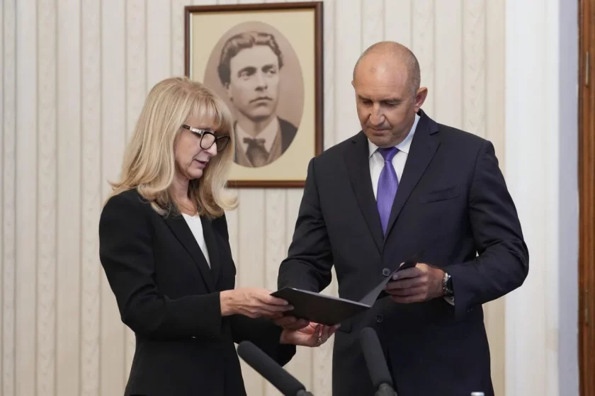 Президентът има правомощието да наложи вето - това е един