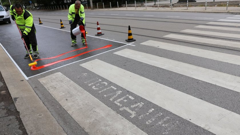 До октомври: Пребоядисват пътната маркировка в цяла София