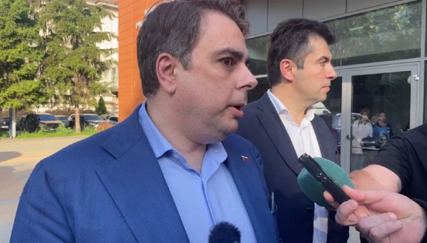 Конституционна криза в момента няма, важното е, че промените в