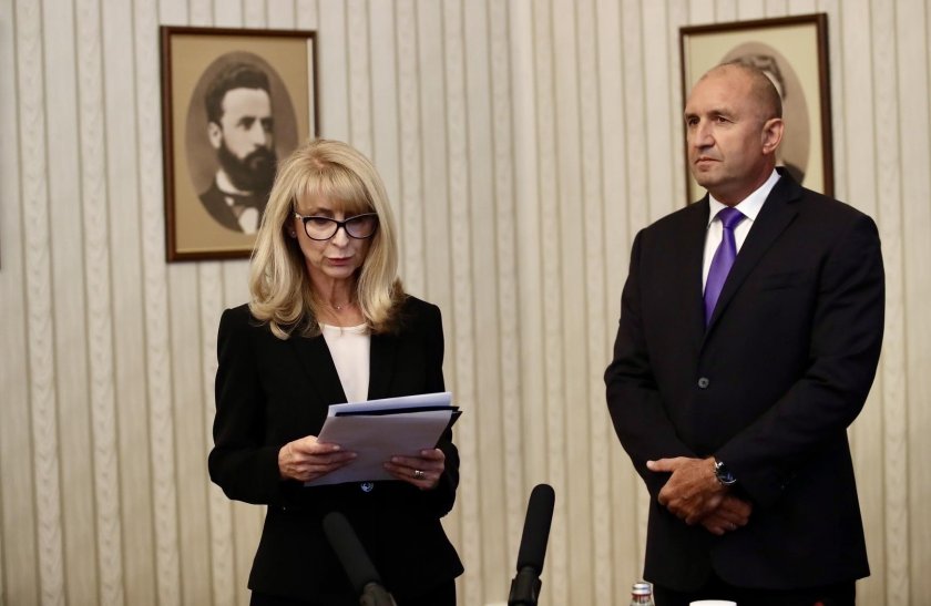 Горица Грънчарова-Кожарева подава сигнал до главния прокурор Борислав Сарафов. Тя