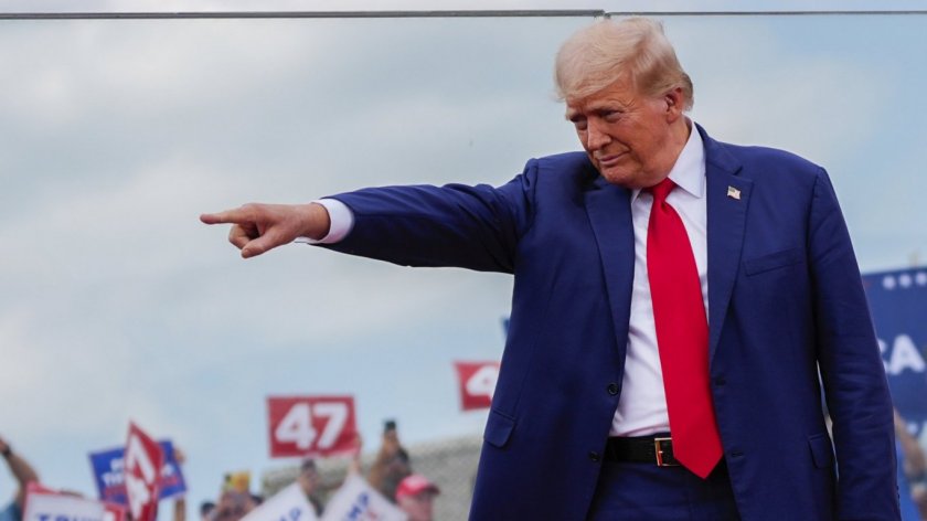 Мъж от американския щат Аризона е издирван, след като заплашил