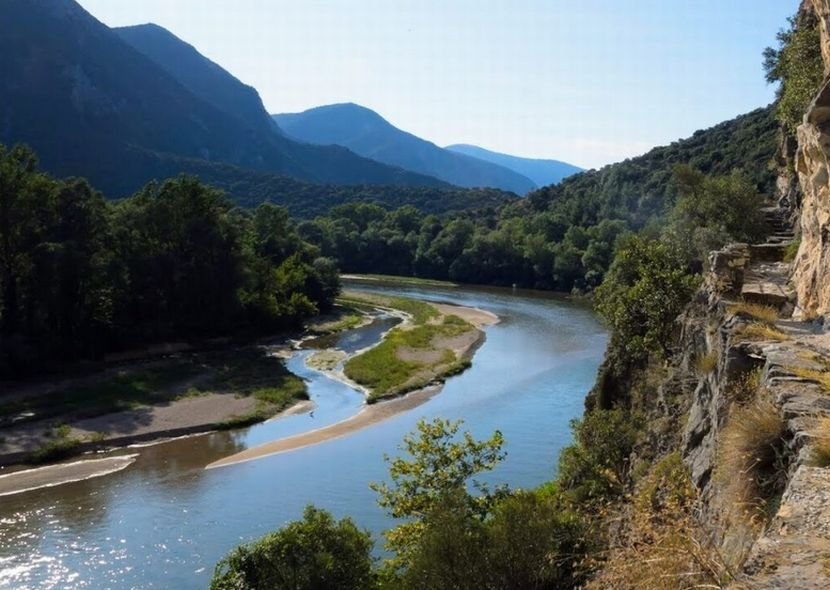 Баща се удави, докато спасява сина си от водите на река Места