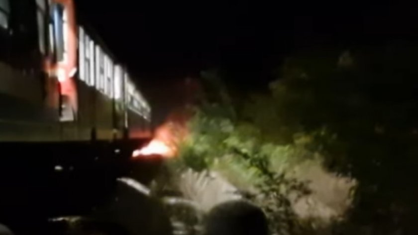 Пожар е възникнал в бързия влак от Варна за Пловдив,