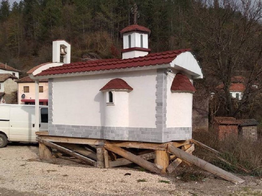 Сръбската църква забрани откриването на дарен от България храм