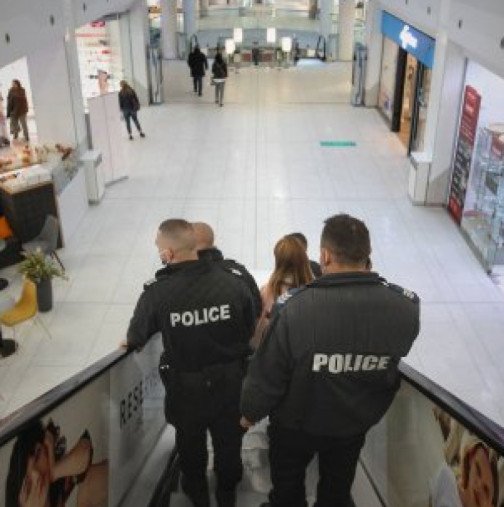 Пуберите, които нападат клиентите на два столични мола, е възможно