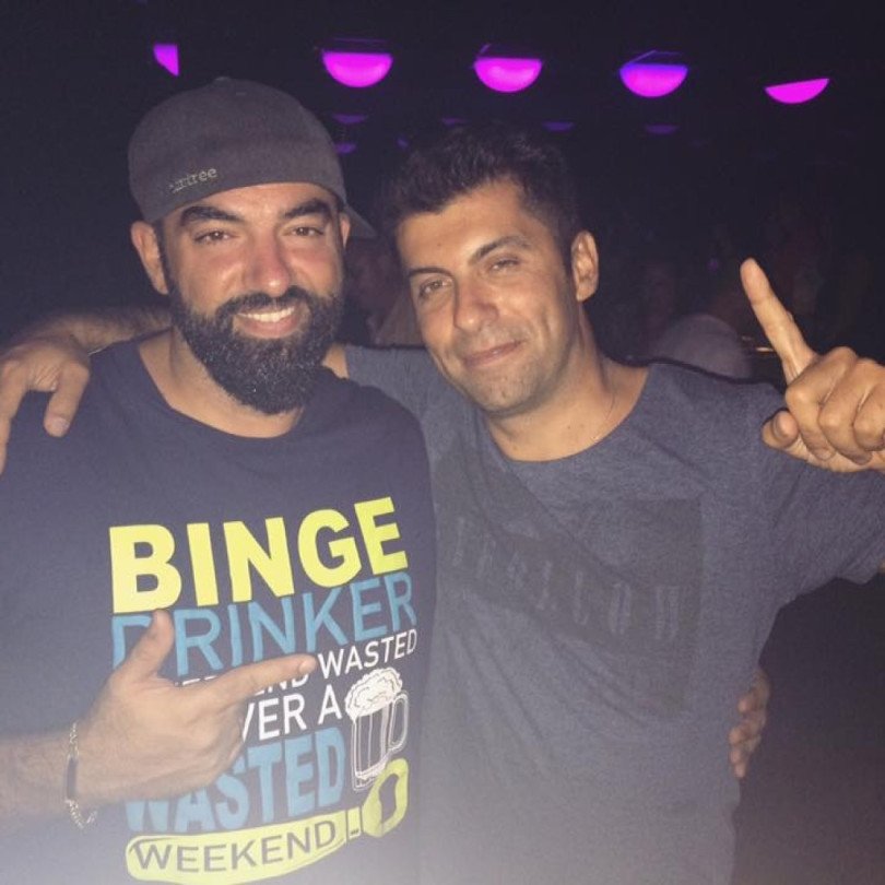 Имало ли е шампанско за дамите и уиски за мъжете