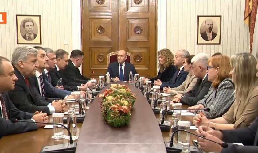 Страхувам се, че ако не направим правителство и не спрем