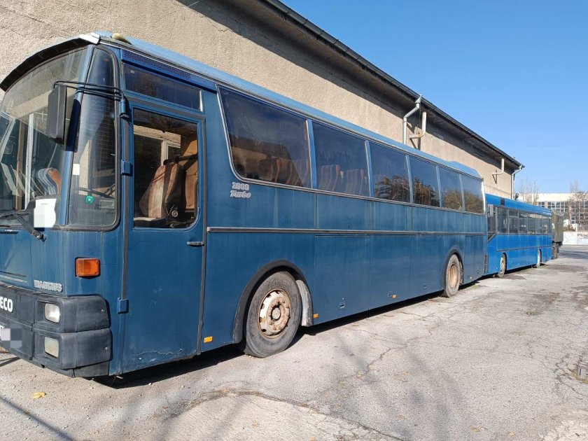 Продава се един от емблематичните автобуси на ЦСКА! С отиването