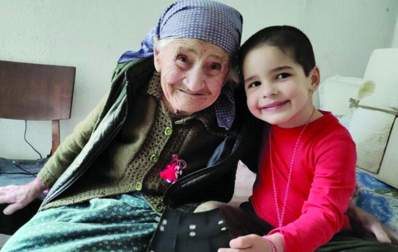 Баба Неделя Тодорова неотдавна посрещна в Търговище 104-тия си рожден