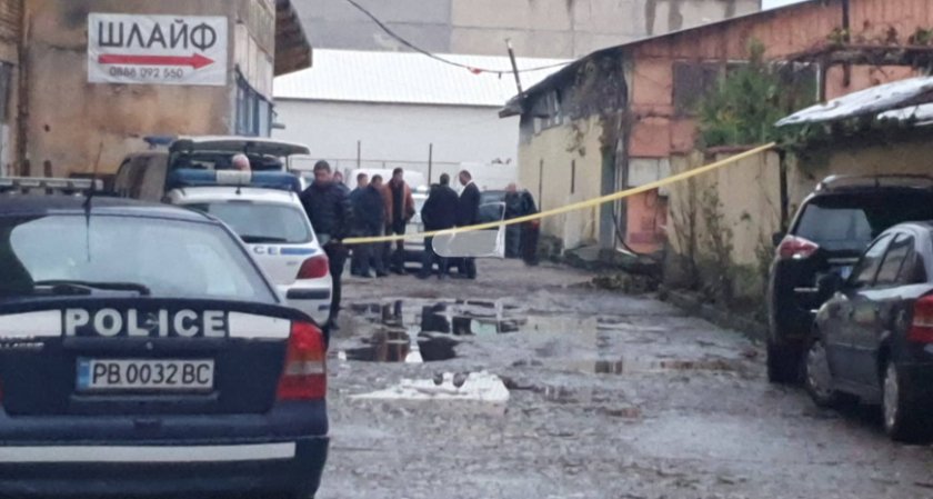 Съдружник на убитите баща и син е задържан за престъплението в Пловдив