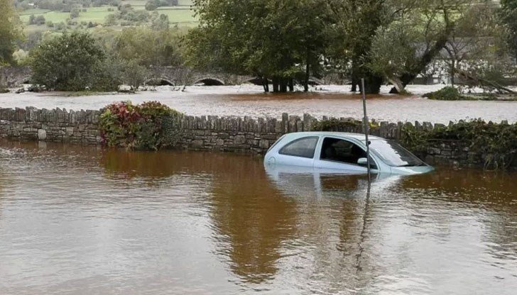Проливни дъждове във Франция взеха жертви