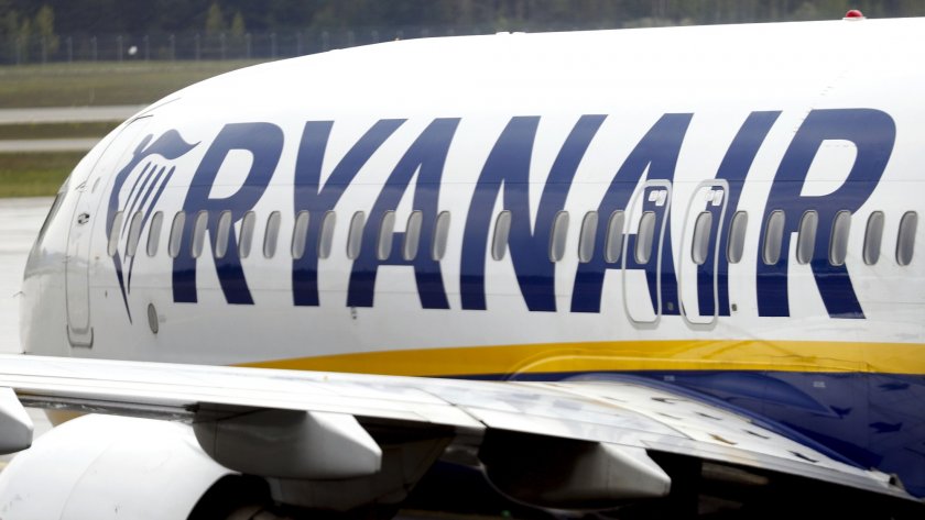 Прецедент: Ryanair съди пътник за 15 000 евро