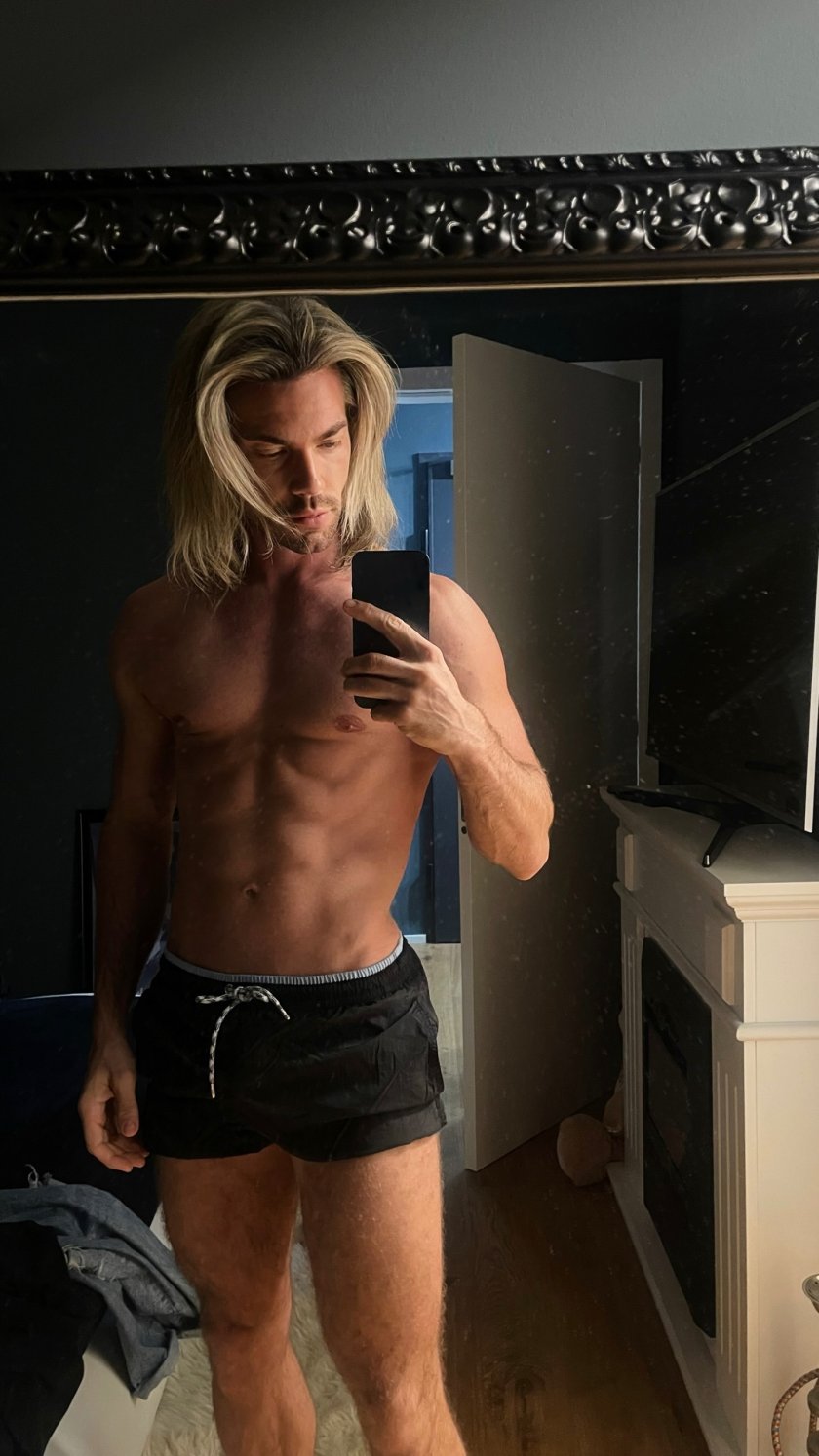 Андреа май пак се опитва да ни сложи на ските,