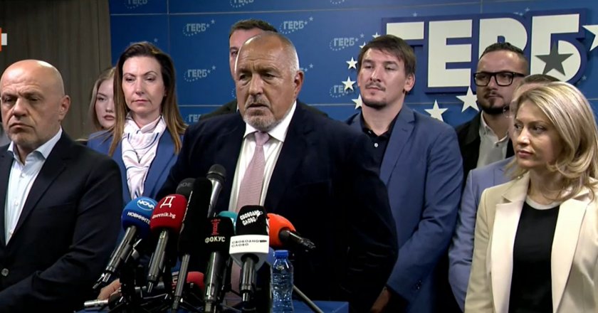 Социологът Васил Тончев: Борисов е майстор да си реди отбора