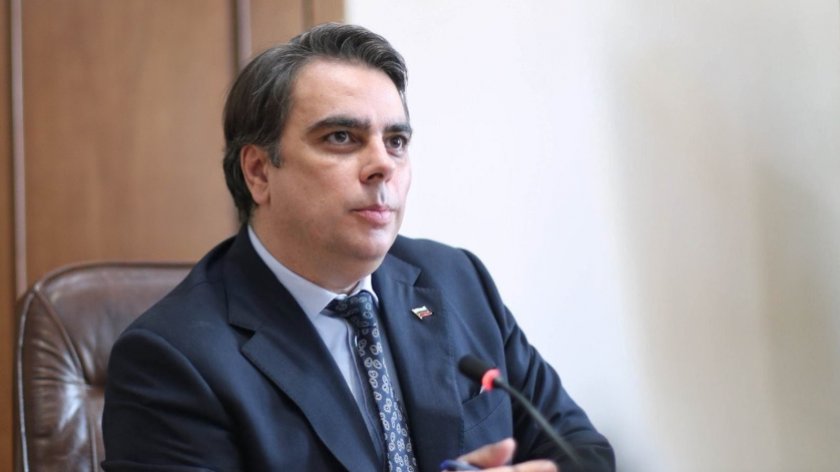 Доста бързо ще стане ясно дали е стабилен кабинетът. Доста