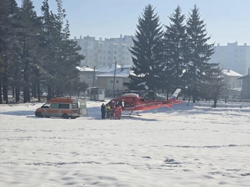 Транспортираха с хеликоптер падналия от тераса израелец в Банско